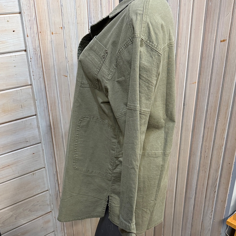 Military Style Olive Pullover - Picture 3 of 4